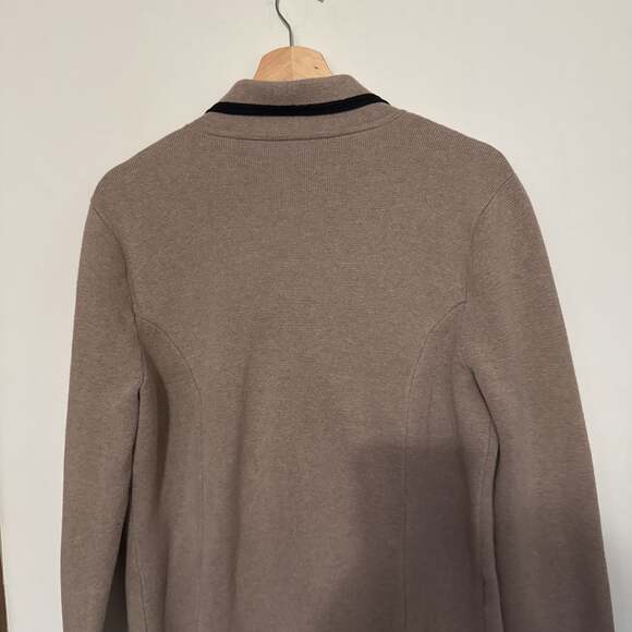 LOFT - Picture 4 of 4